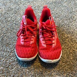 Red Team Curry 10 men’s size 11 - good condition, clean shoes